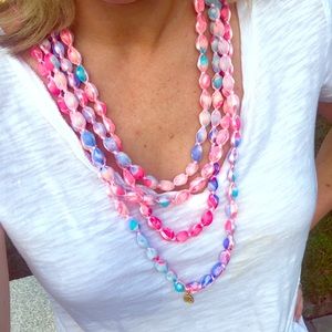 Lilly Pulitzer wrap necklace 🌺